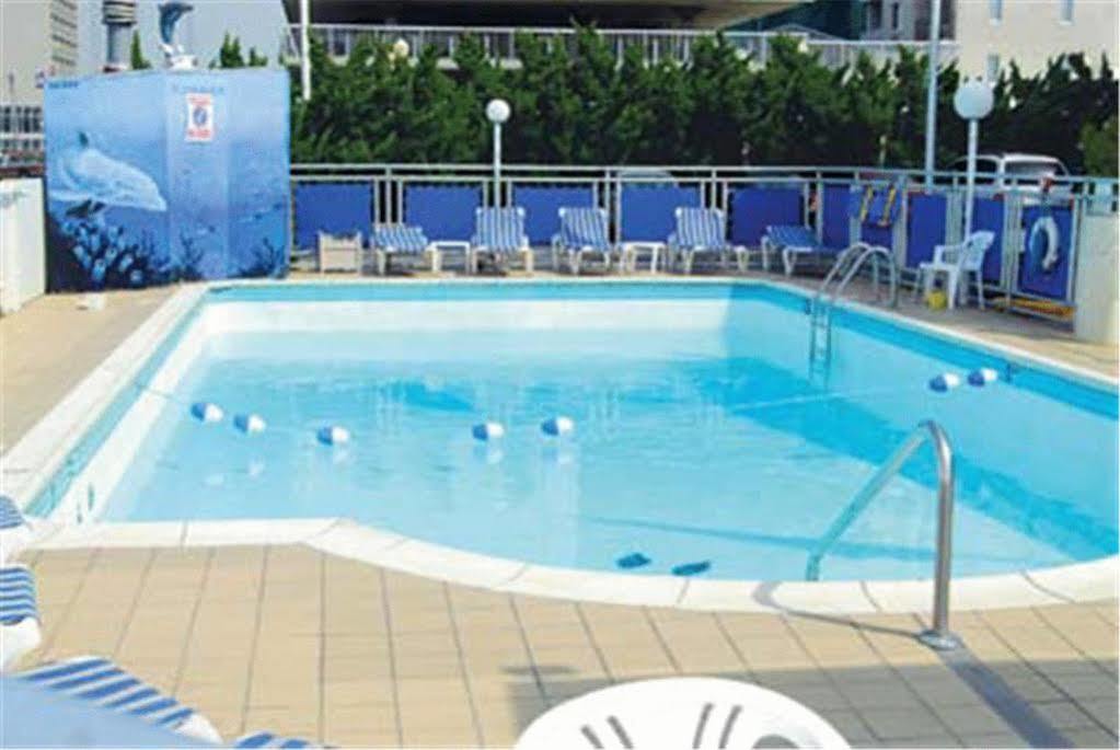 Hotel The Schooner 2*