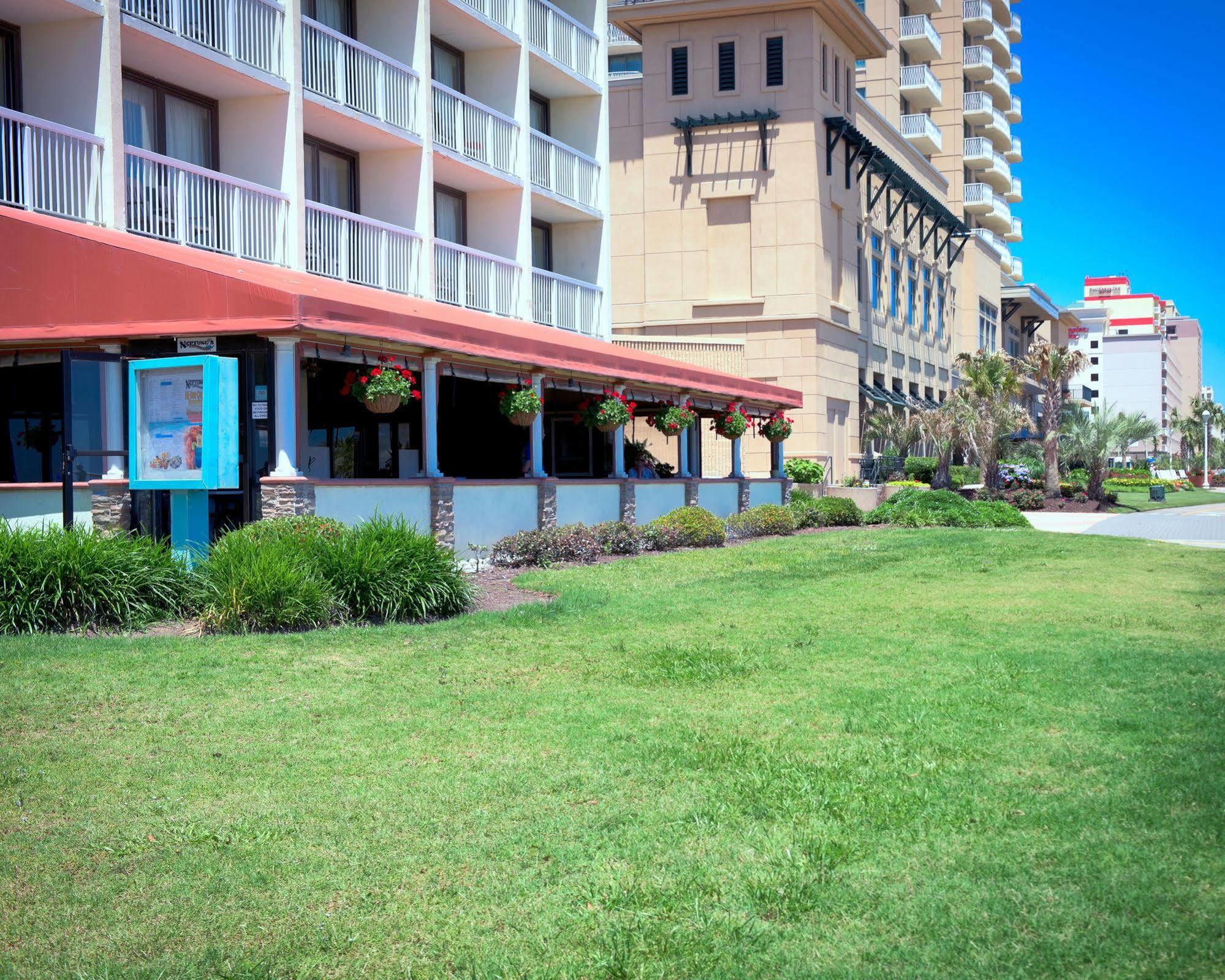 The Oceanfront - Virginia 3*