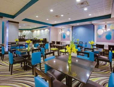 Fairfield & By Marriott Virginia Beach/norfolk Airport