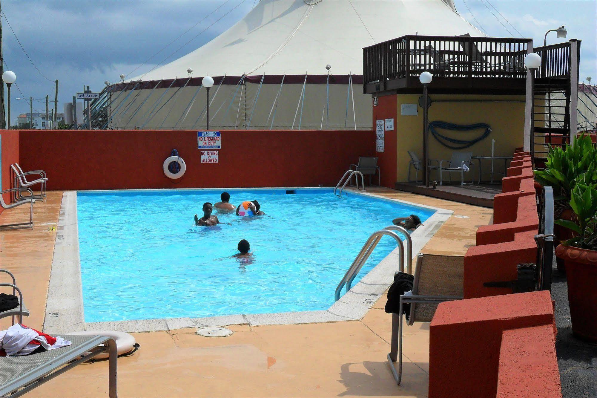 Ocean Side Hotel 2*