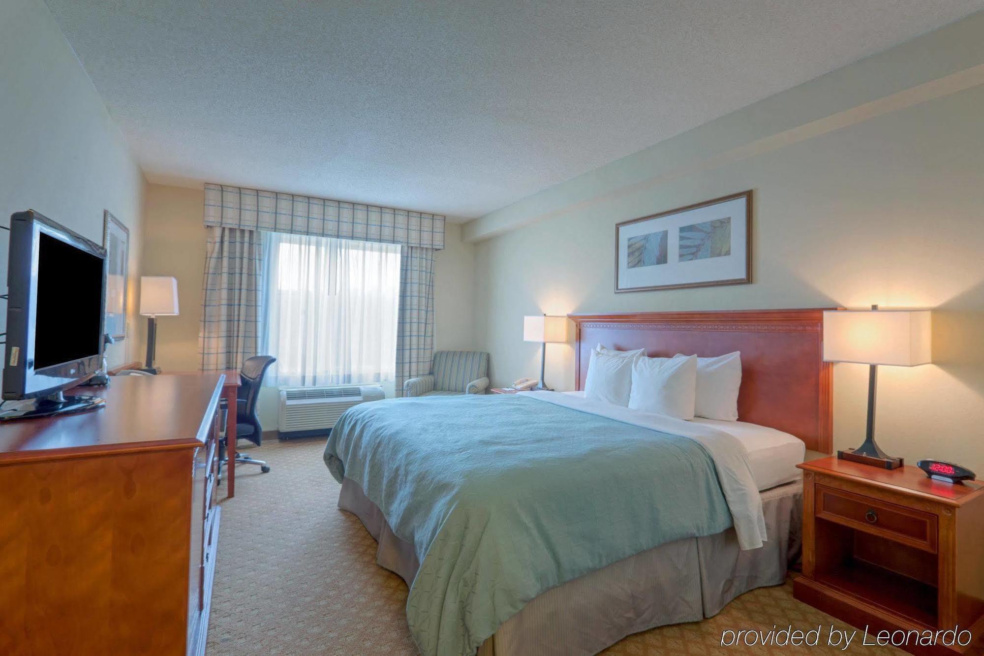 Hotel Comfort & Virginia - Norfolk Airport