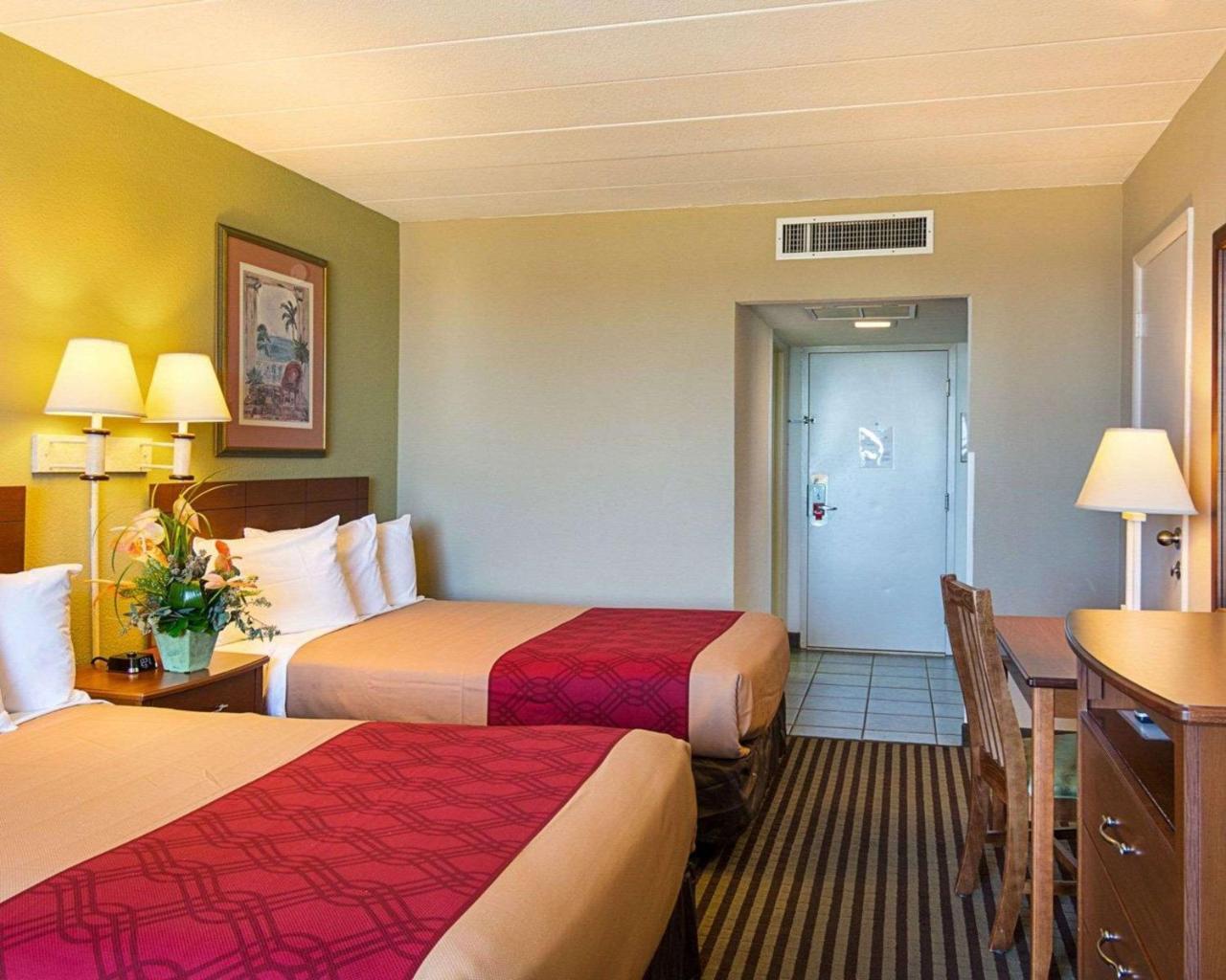 Hotel Ocean27 2*
