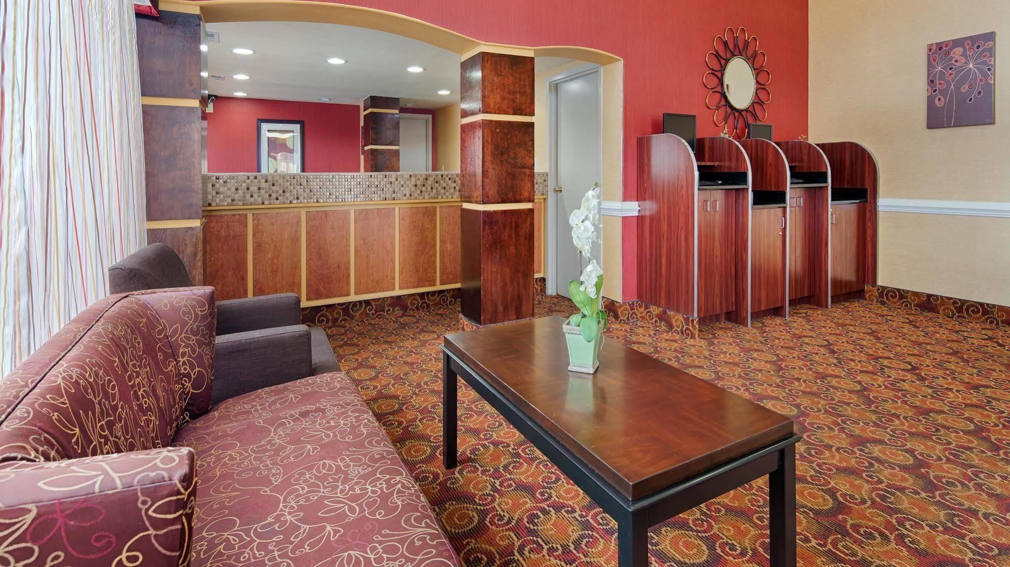 Best Western Center Hotel 3*