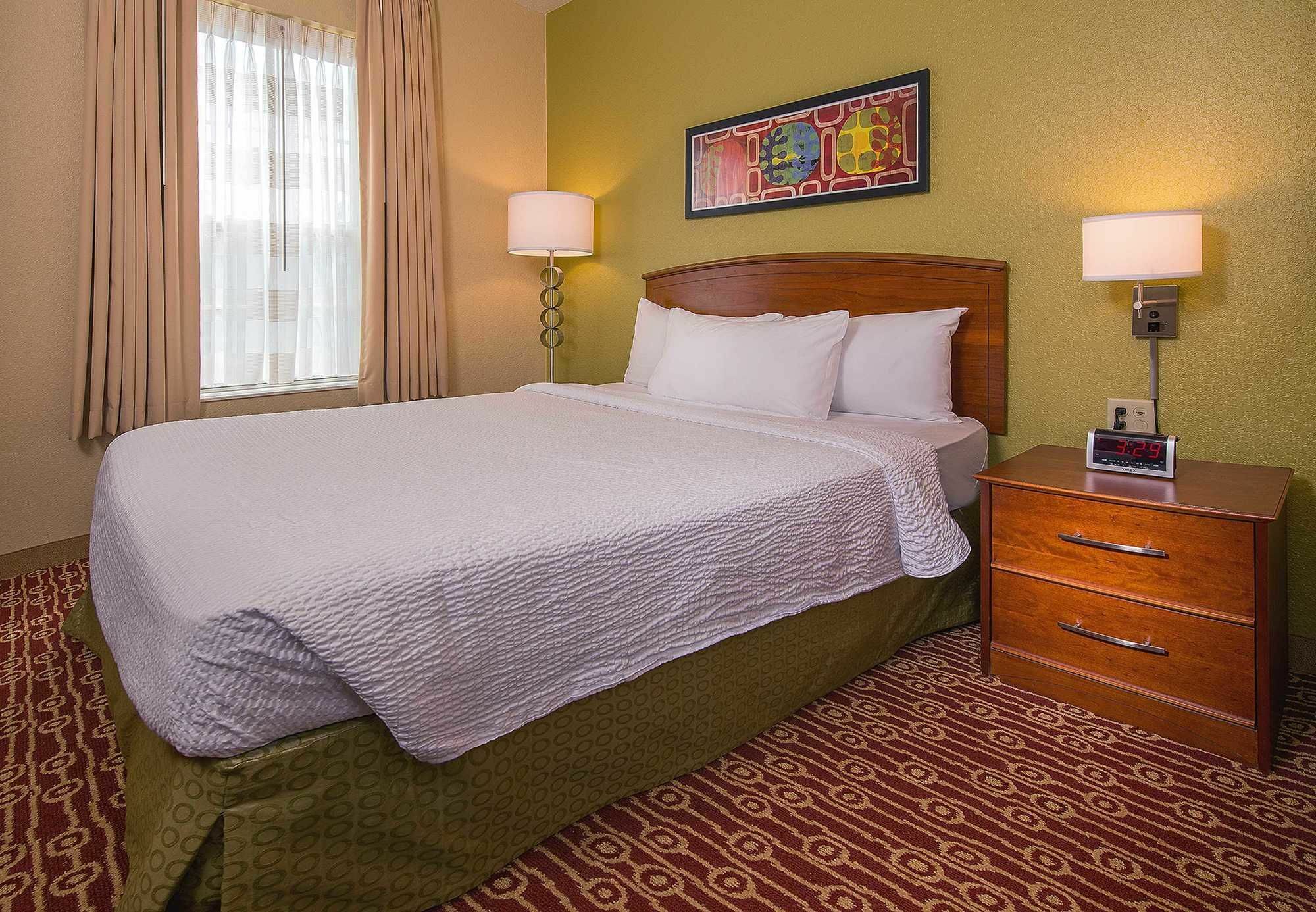 Extended America - Norfolk - Virginia 2*