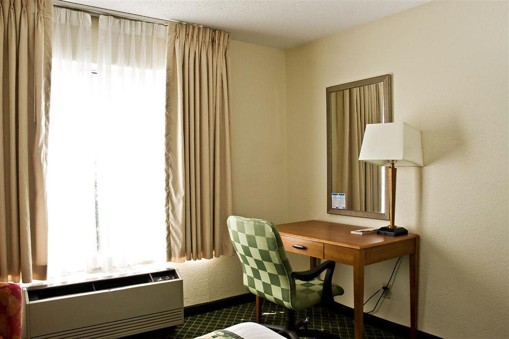 Hotel 6 Virginia Virginia Beach