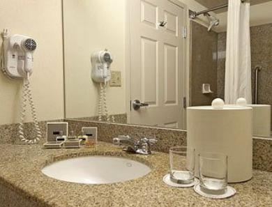 Fairfield & By Marriott Virginia Beach/norfolk Airport Hotel 2*