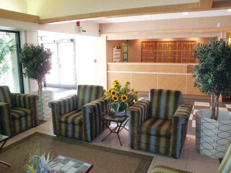 Hotel La Quinta By Wyndham Virginia 3*