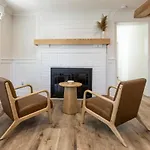 Inn At Old Beach