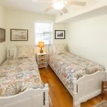 Conch Shell Cottage - North End Vb