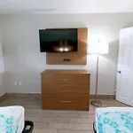 Seashire Inn & Suites