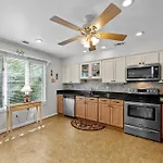 Triple Wave Rider - North End Virginia Beach - Close To Beach Access