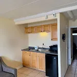 Travelodge By Wyndham Suites Virginia Beach Oceanfront