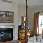 Church Point Manor Bed And Breakfast