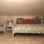Angie\'S Guest Cottage