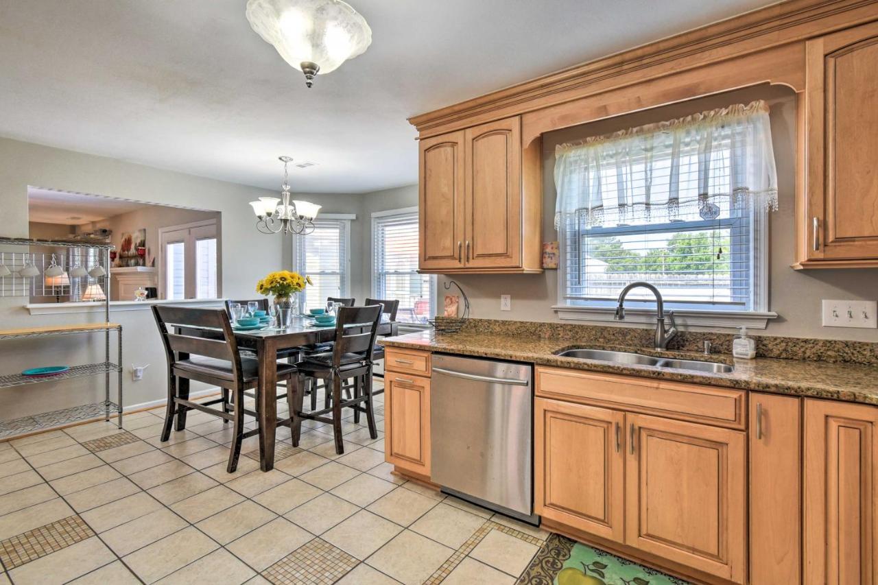Virginia Family House Less Than 1 Mi To Golf Club! Virginia Beach