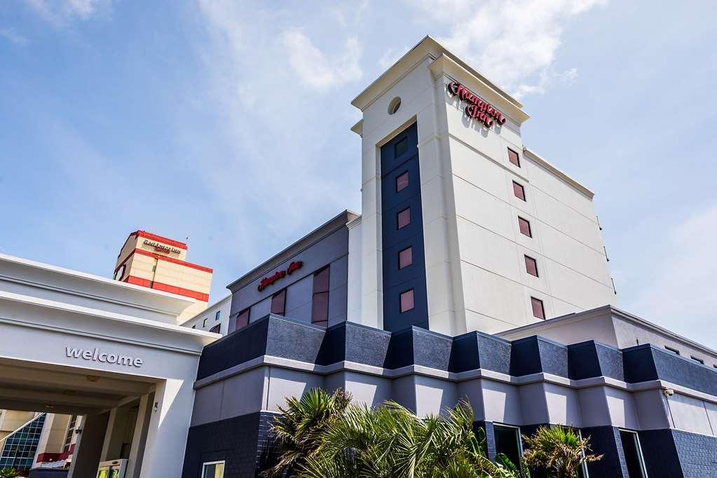 Hotel Hampton Virginia Oceanfront North 3*