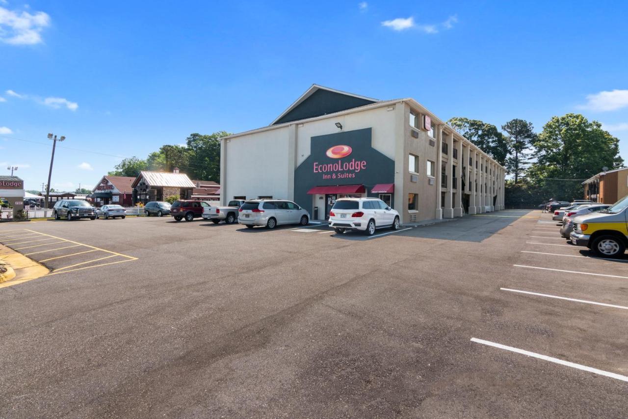 Hotel Econo & I-64 & Us 13 2*