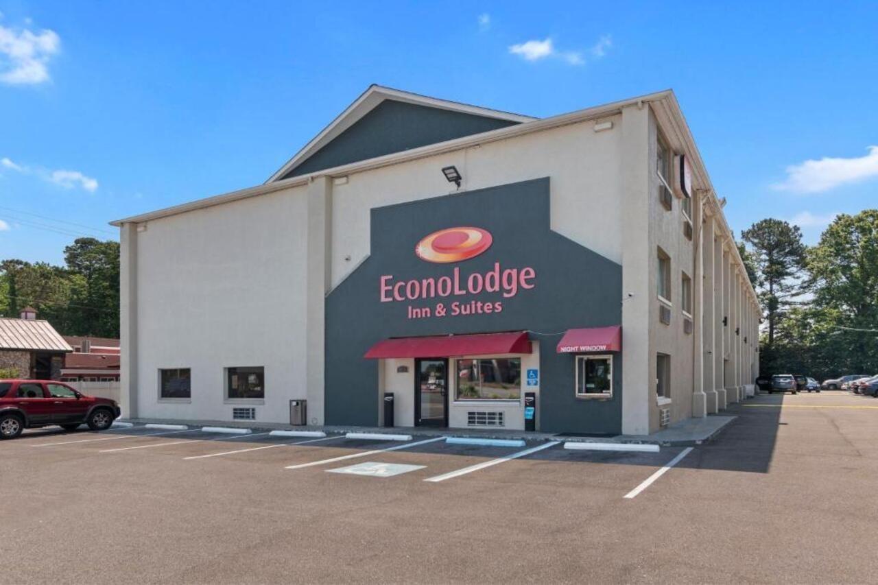 Hotel Econo & I-64 & Us 13 2*