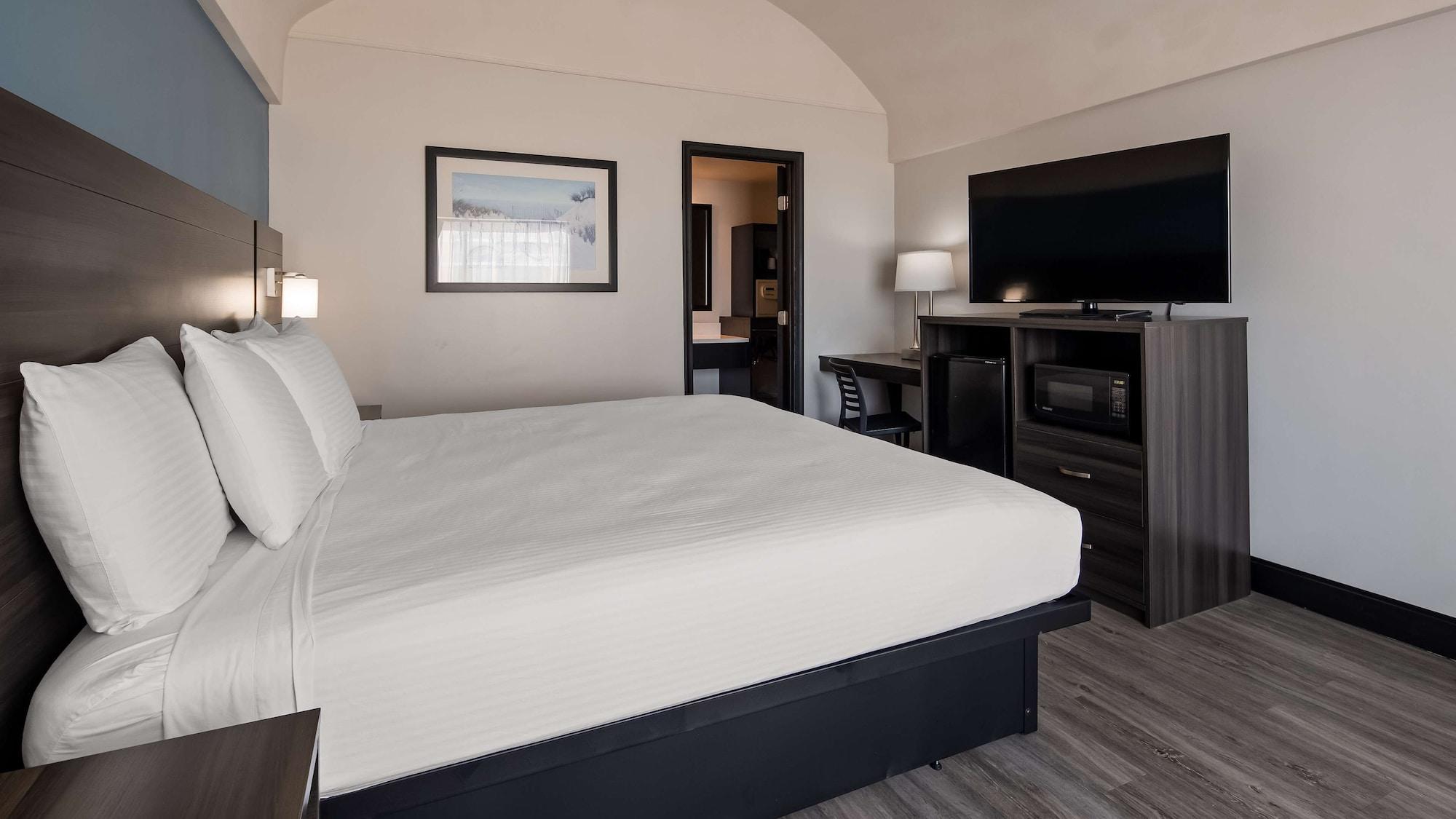 Hotel Surestay By Western Virginia Royal Clipper 3*