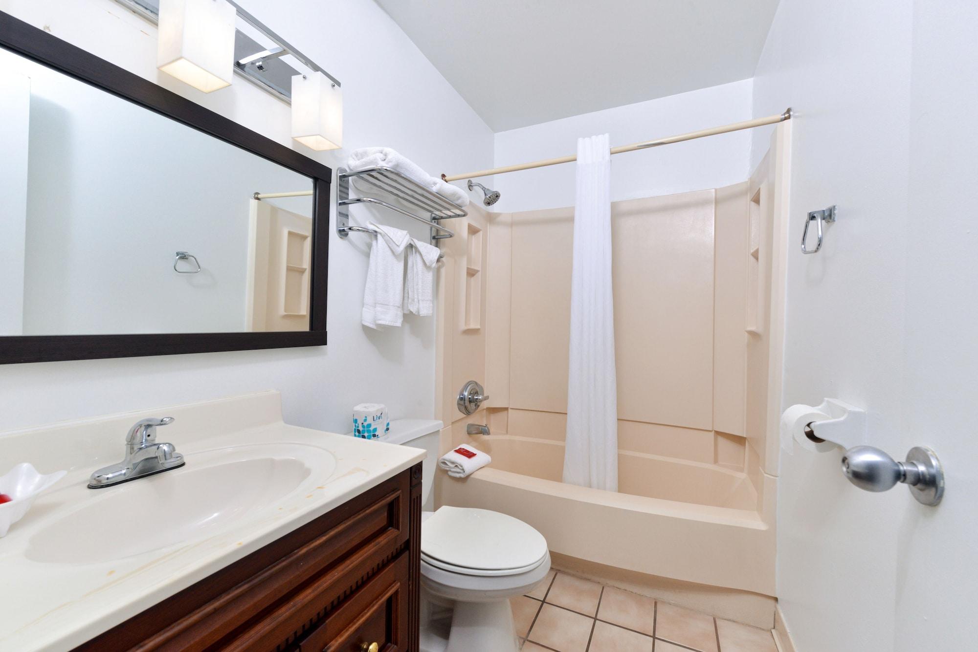 Surestay By Western Virginia Royal Clipper 3*