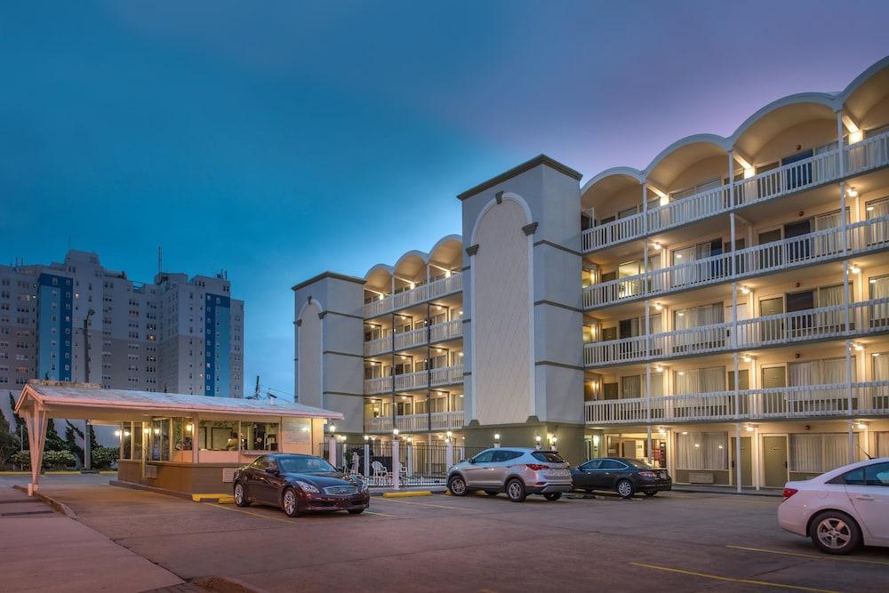 Surestay By Western Virginia Royal Clipper Hotel Virginia Beach