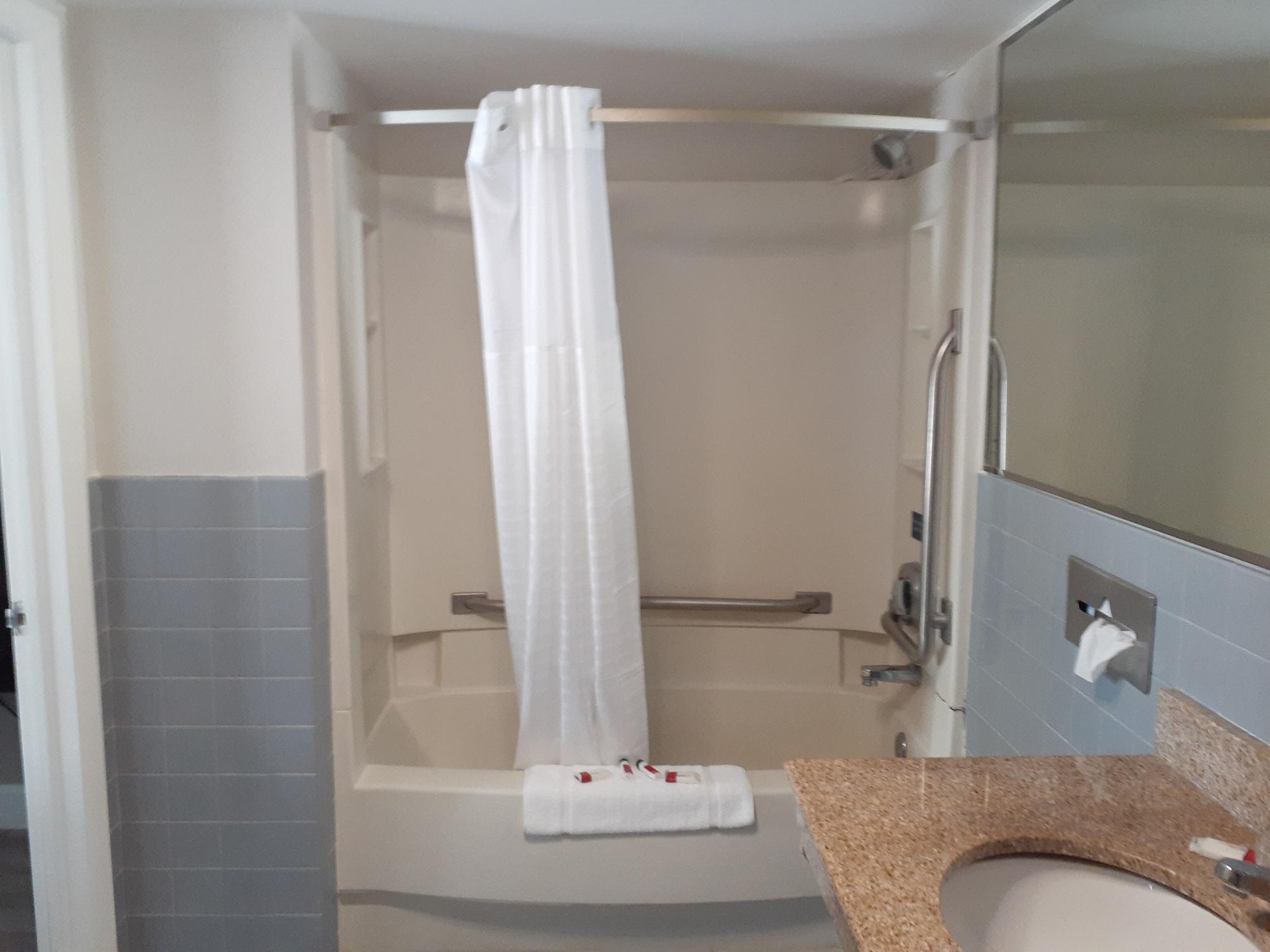 Travelodge By Wyndham Virginia Bay 2*