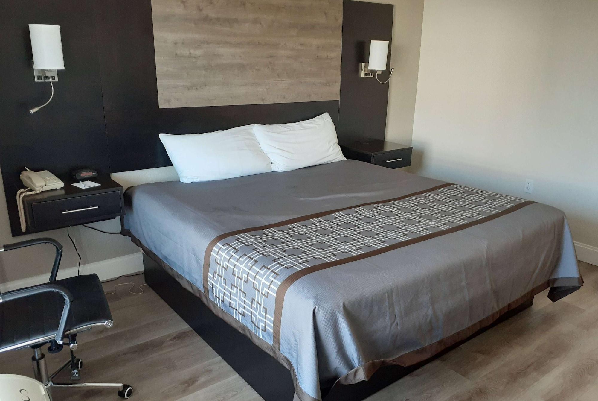 Travelodge By Wyndham Virginia Bay