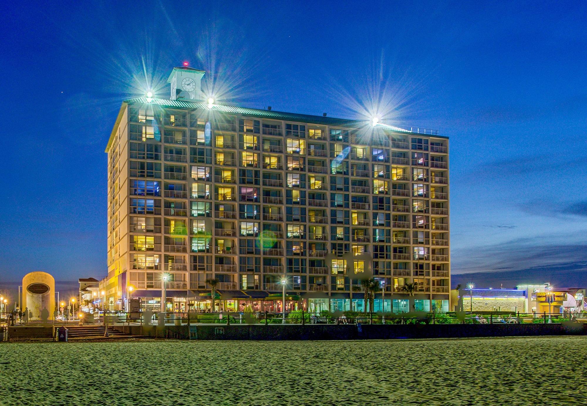 Resort Boardwalk And 3*