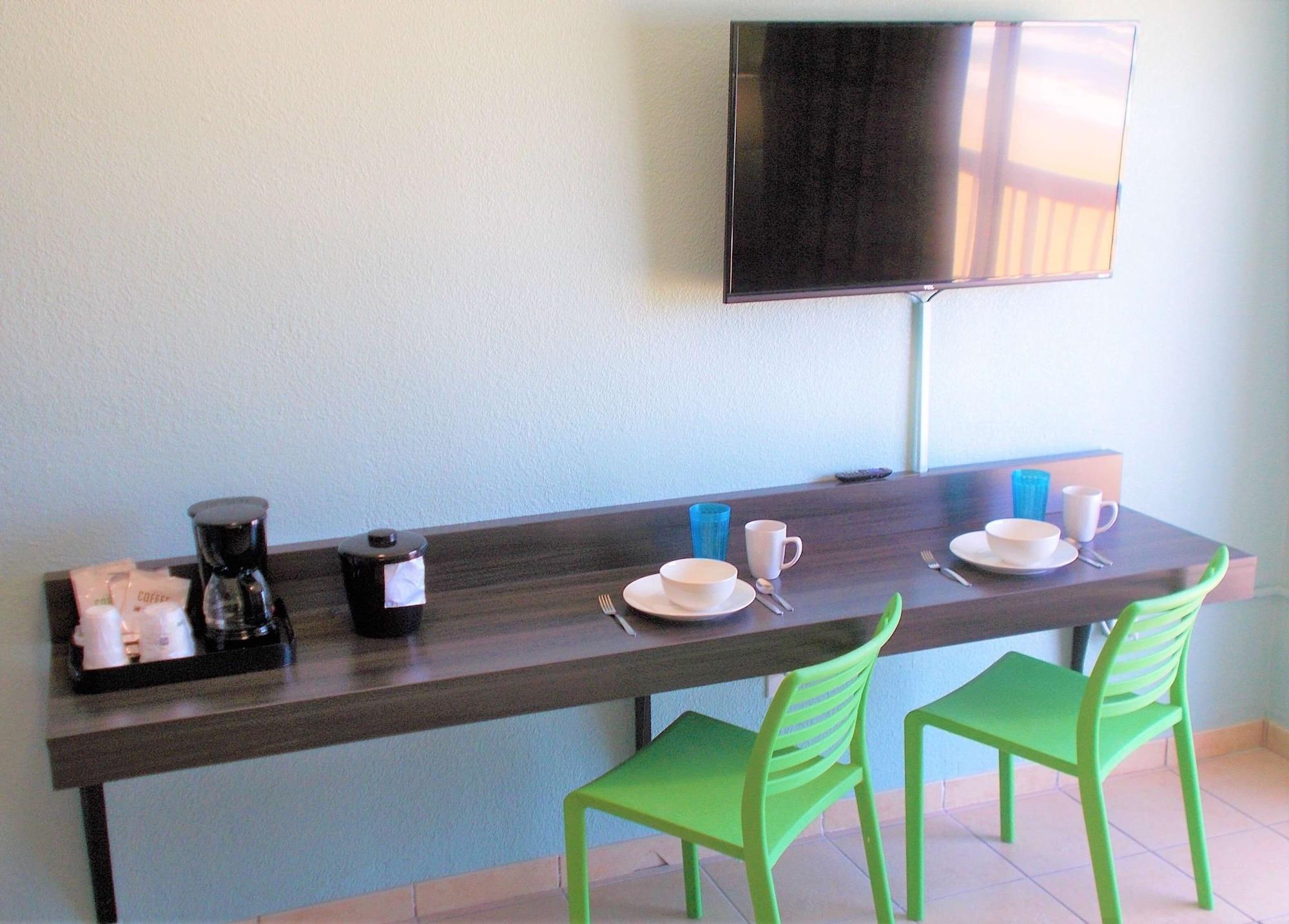 Hotel Surestay By Western Virginia Oceanfront 3*