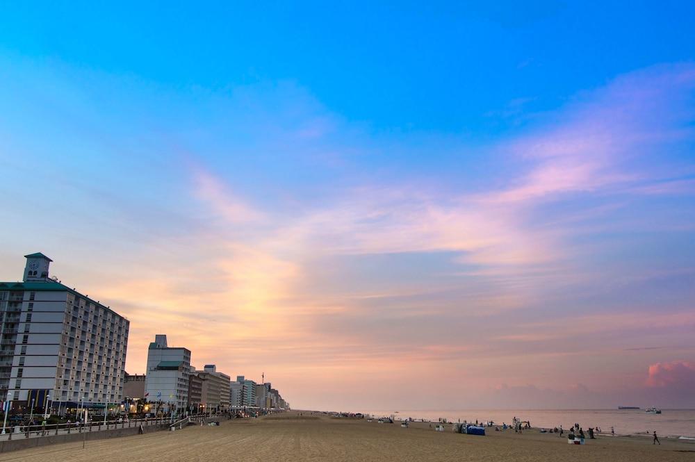 Surestay By Western Virginia Oceanfront 3*