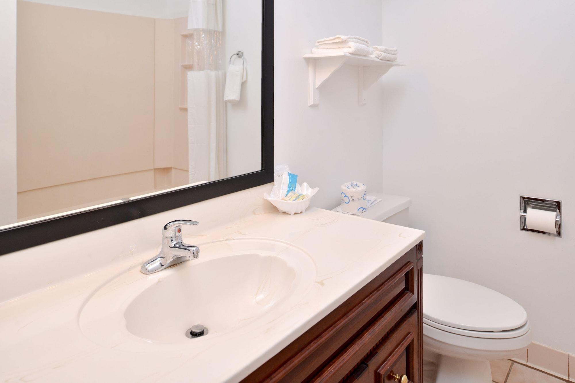 Surestay By Western Virginia Royal Clipper Hotel Virginia Beach