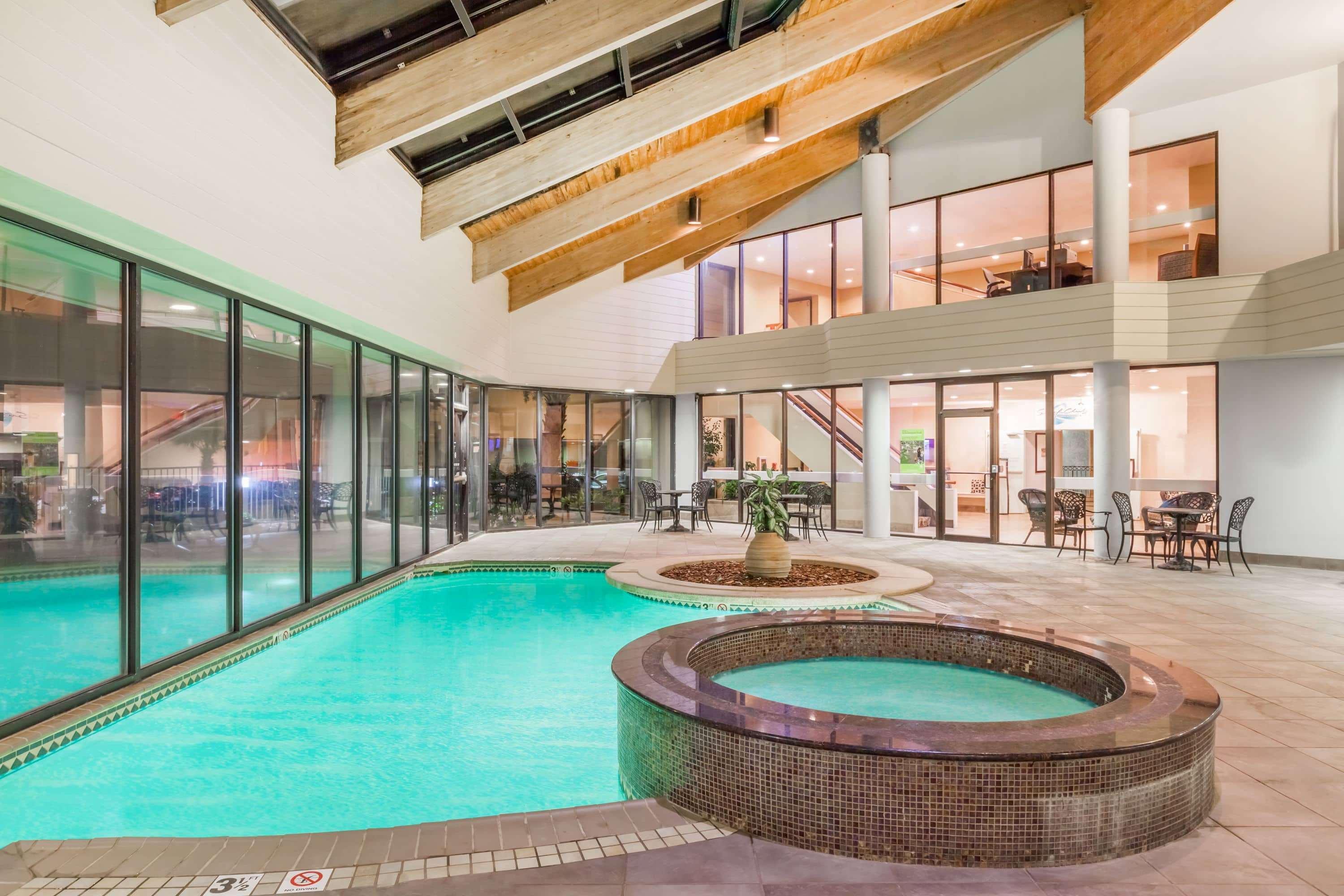 Wyndham Virginia Oceanfront Hotel 3*