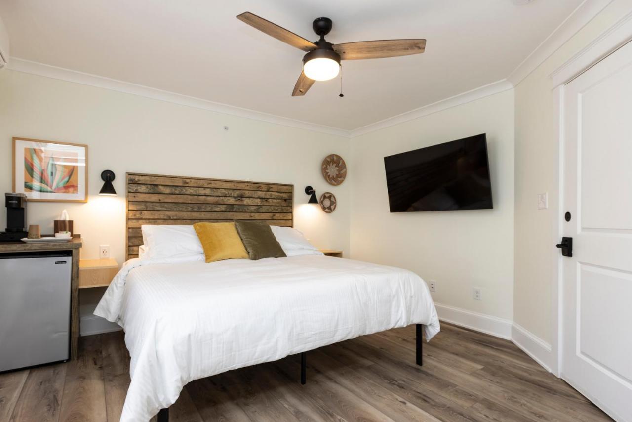 Inn At Old Beach *