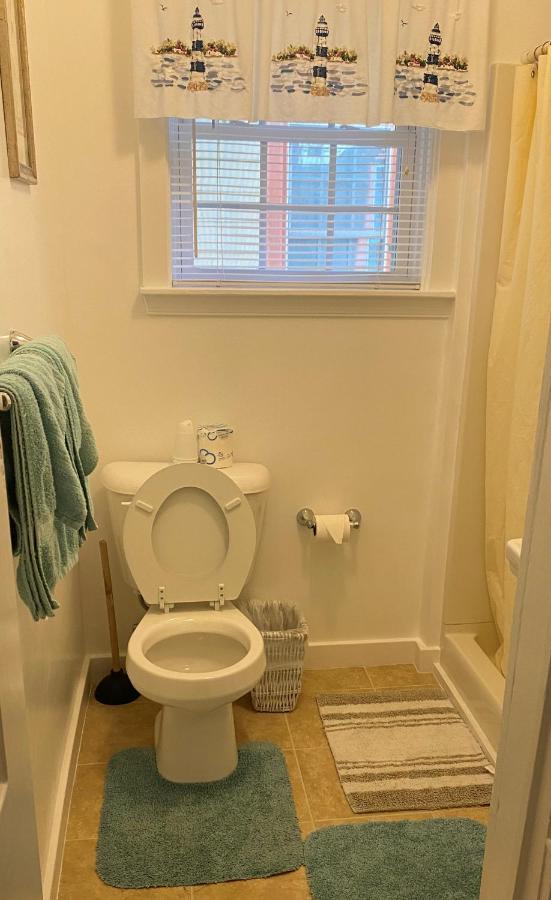 Angie's Guest Inn 2*