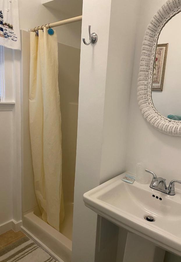 Angie's Guest Inn Virginia Beach