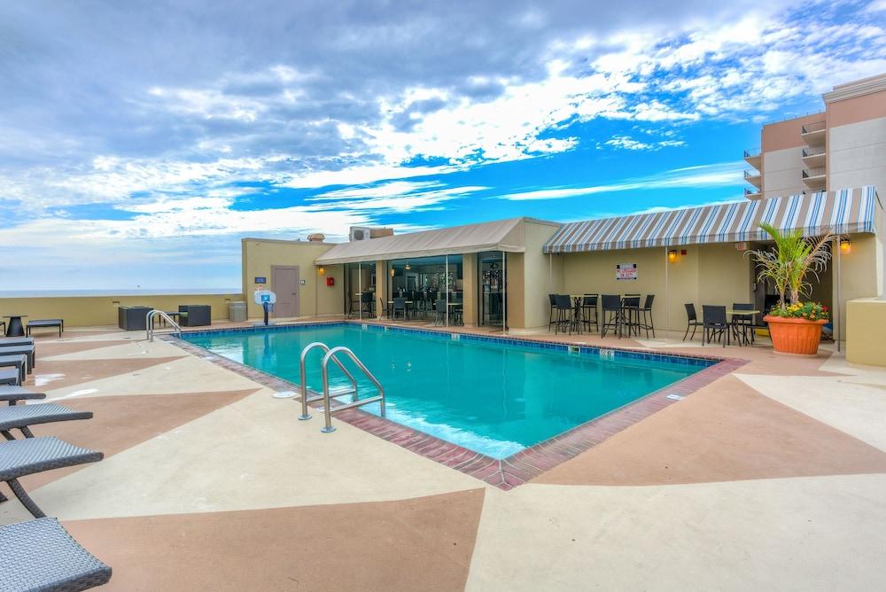 Resort Quarters 3*
