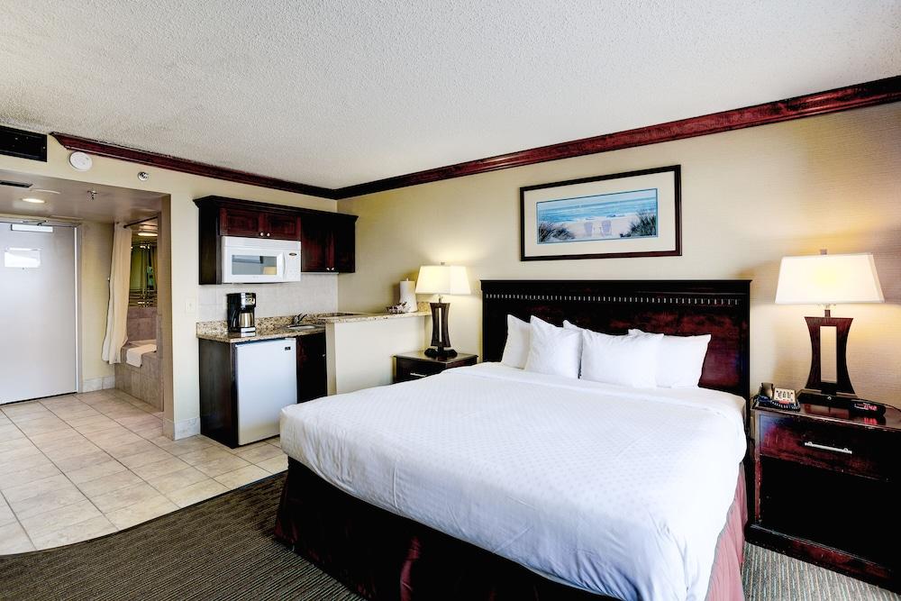 Quarters Resort