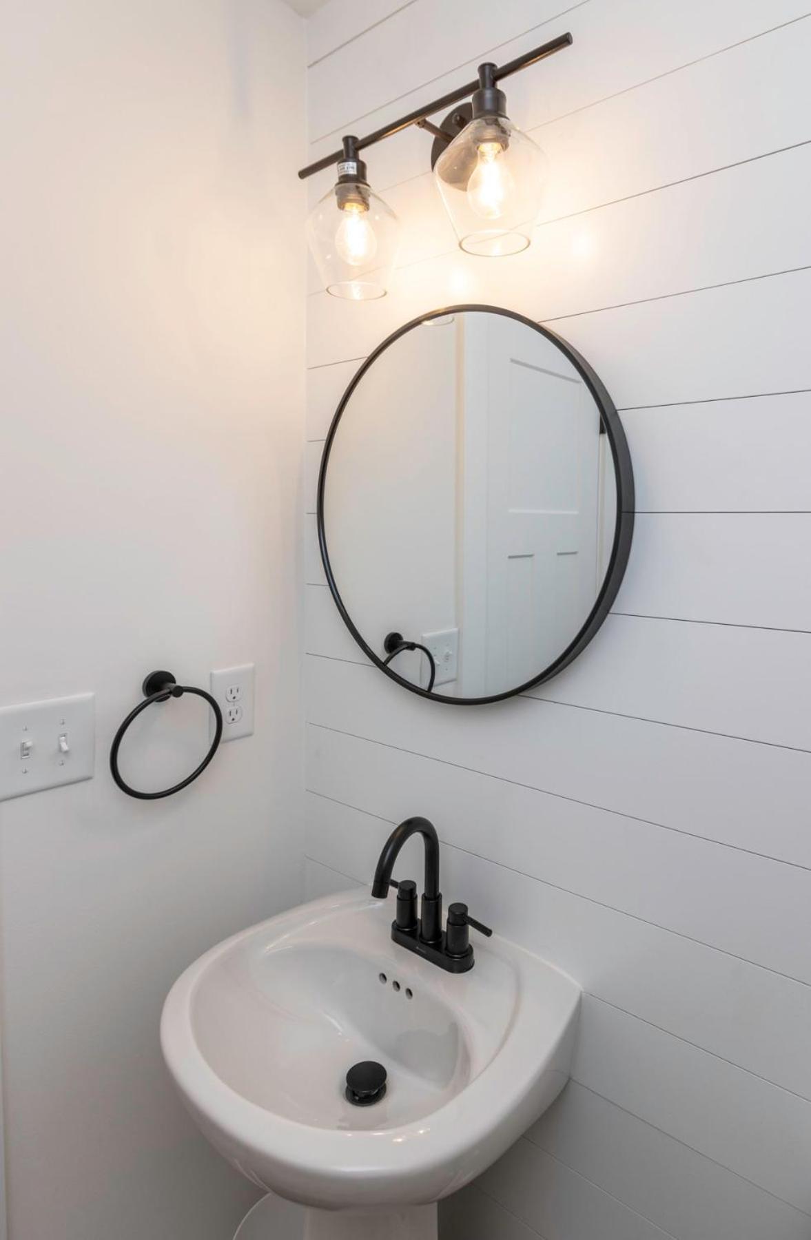 Apartment Ocean Lofts In The Vibe #6 - 5 Min Walk To Virginia Beach