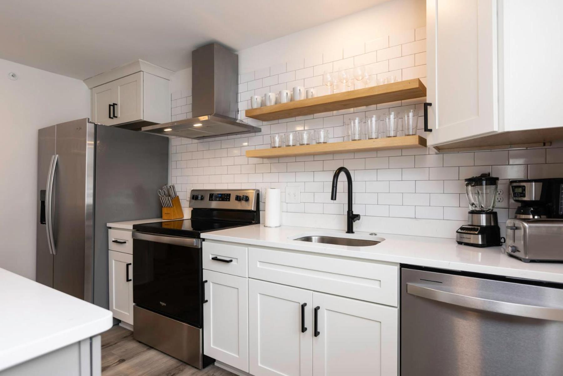 Ocean Lofts In The Vibe #6 - 5 Min Walk To * Virginia Beach