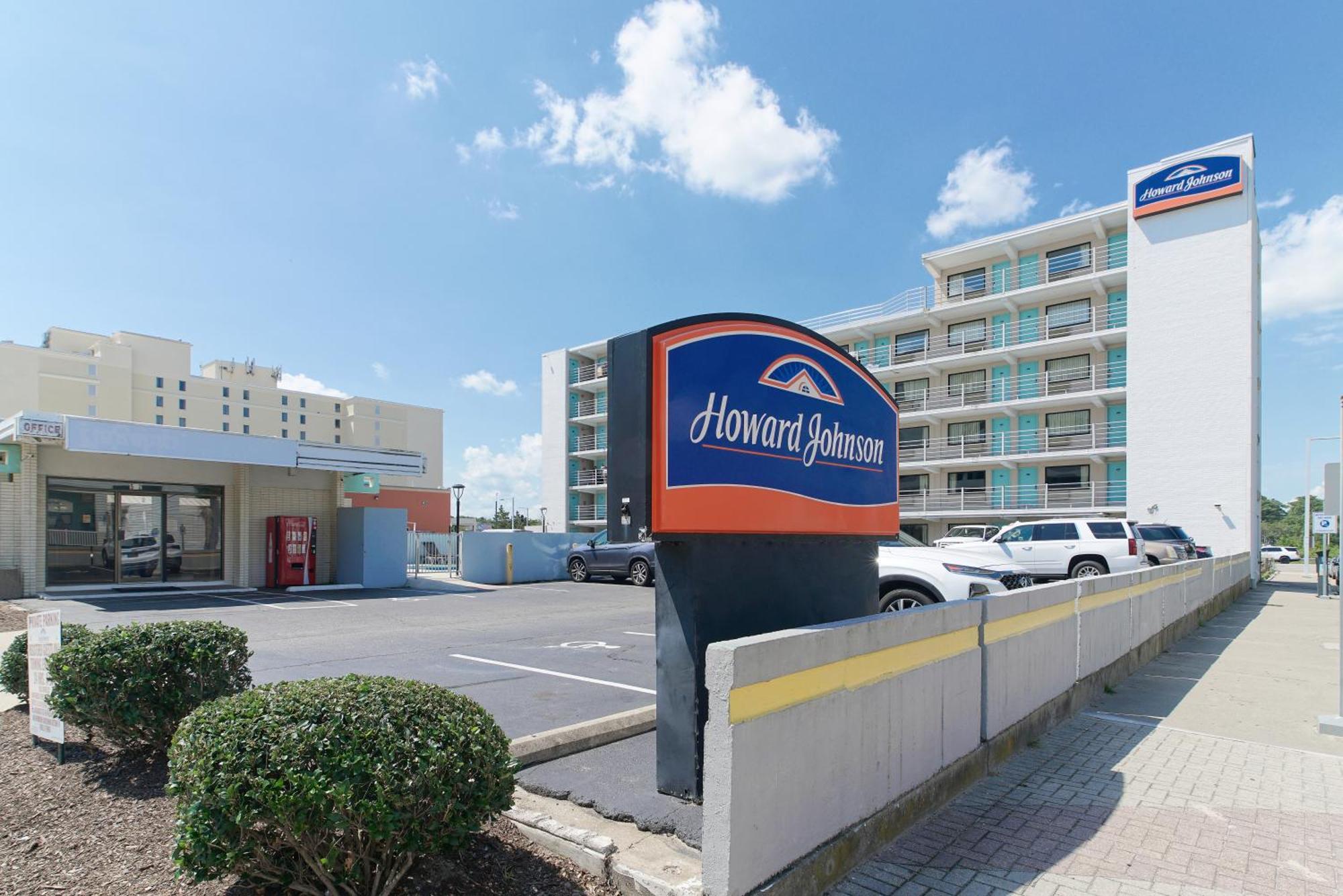 Howard Johnson By Wyndham Virginia At The Hotel Virginia Beach