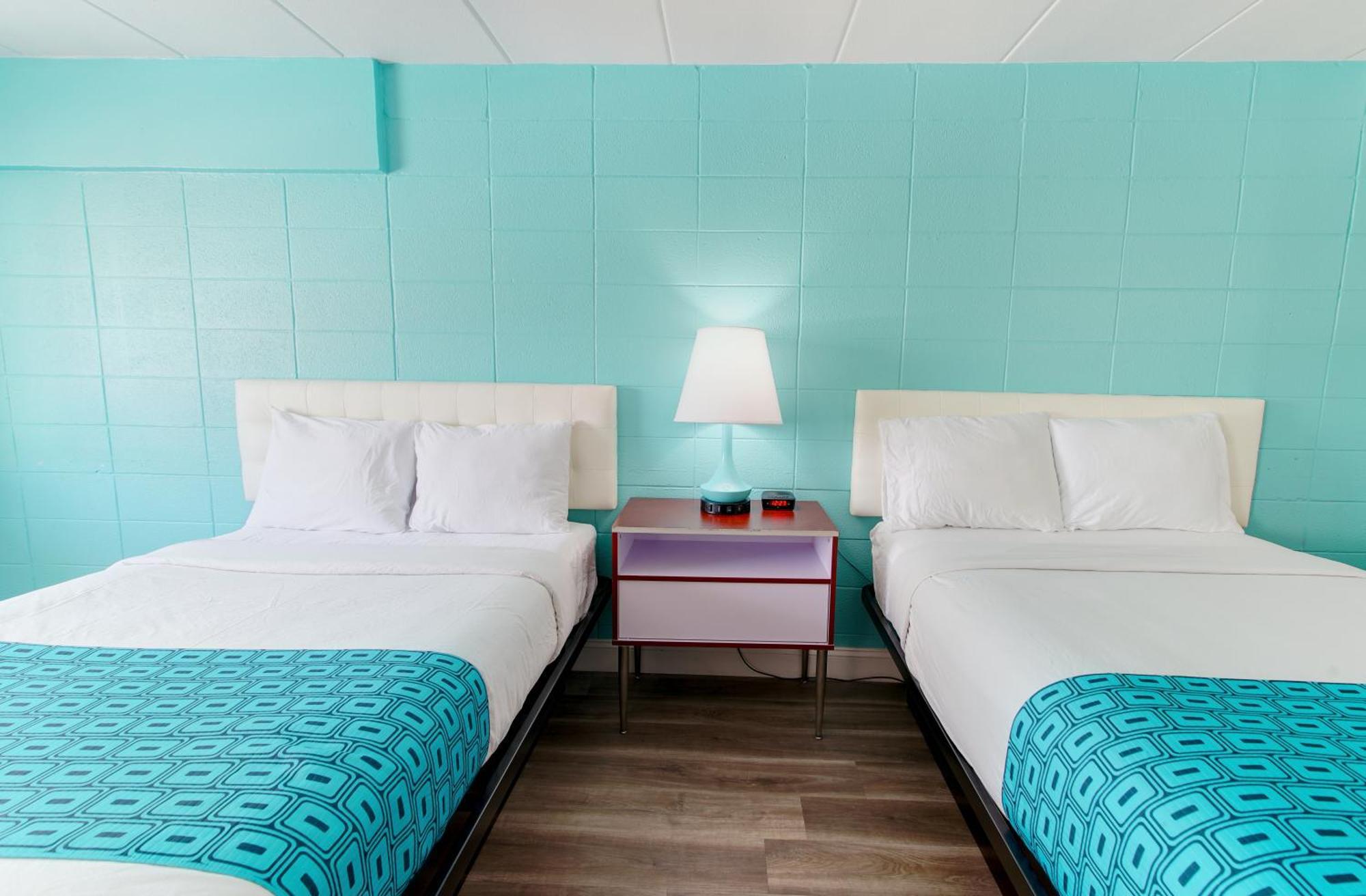 Howard Johnson By Wyndham Virginia At The Hotel Virginia Beach