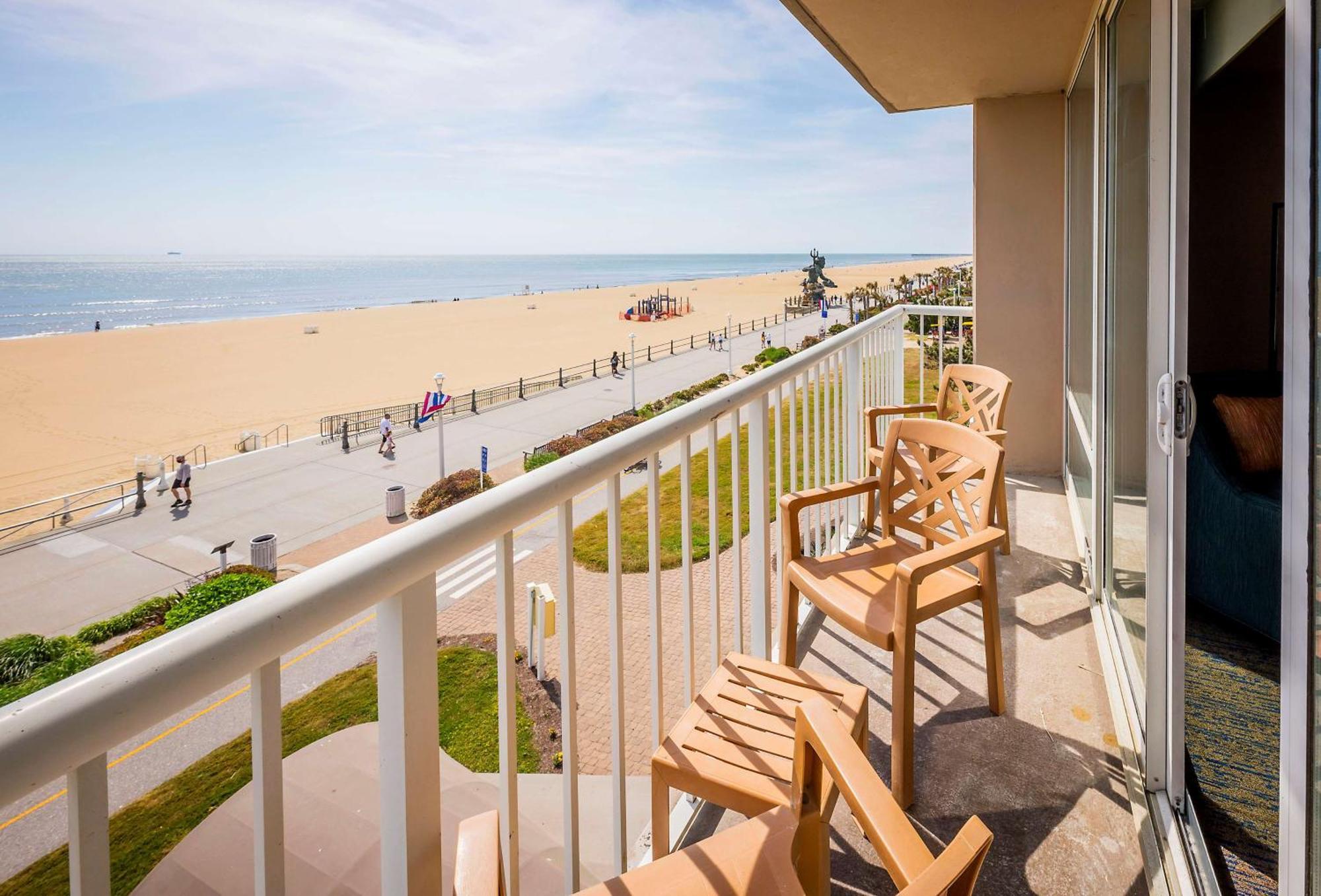 Hotel Hampton Virginia Oceanfront North 3*