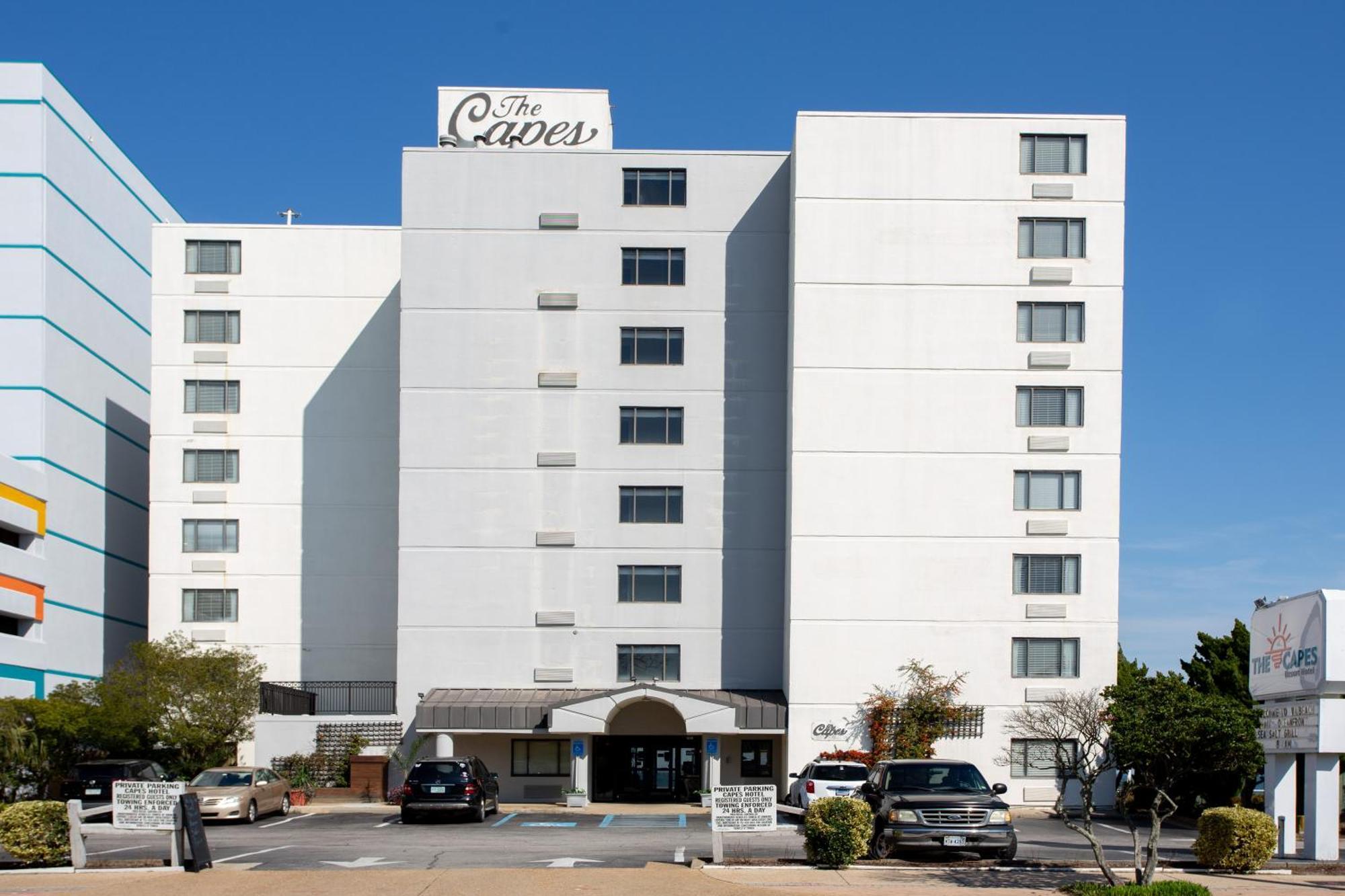Hotel Capes 3*