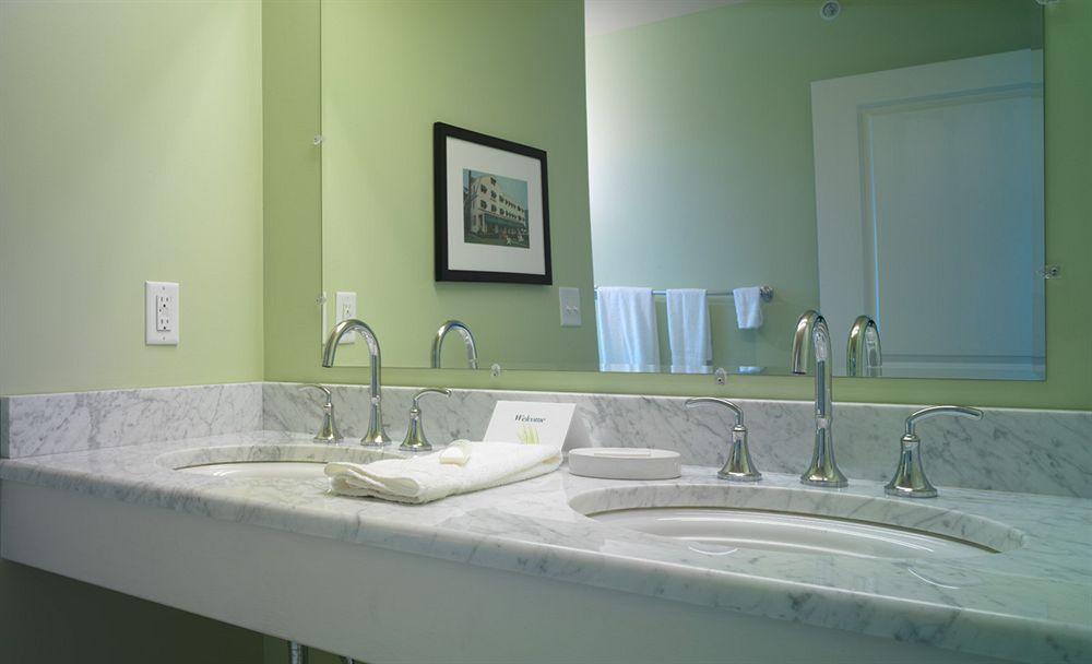 Beach Spa Bed & Breakfast 4*