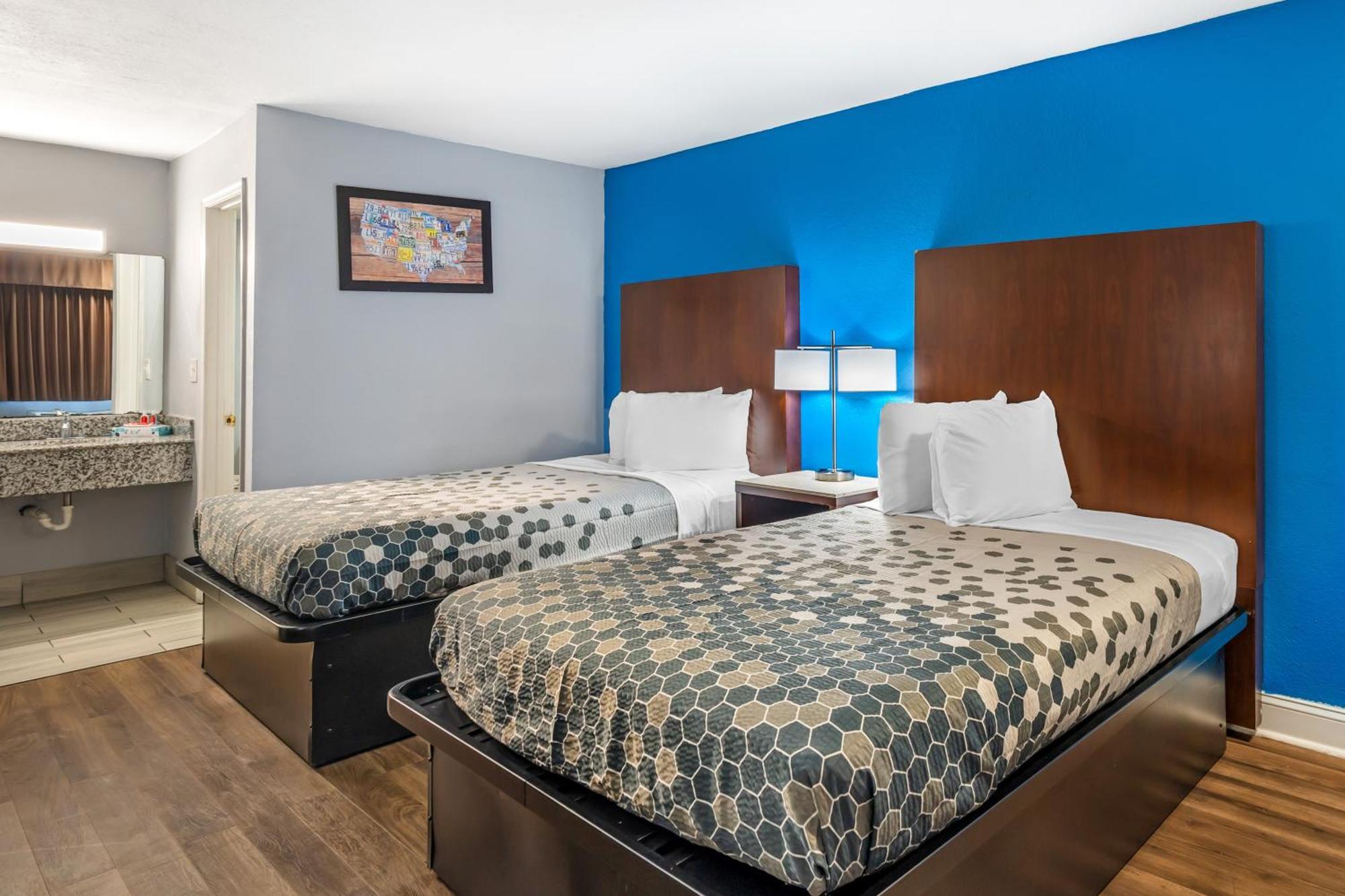 Econo & I-64 & Us 13 Hotel Virginia Beach
