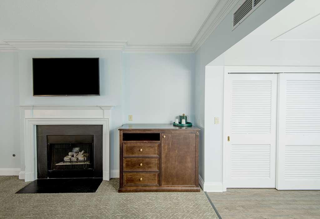 Hotel The Founders & Tapestry Collection By Hilton Virginia Beach