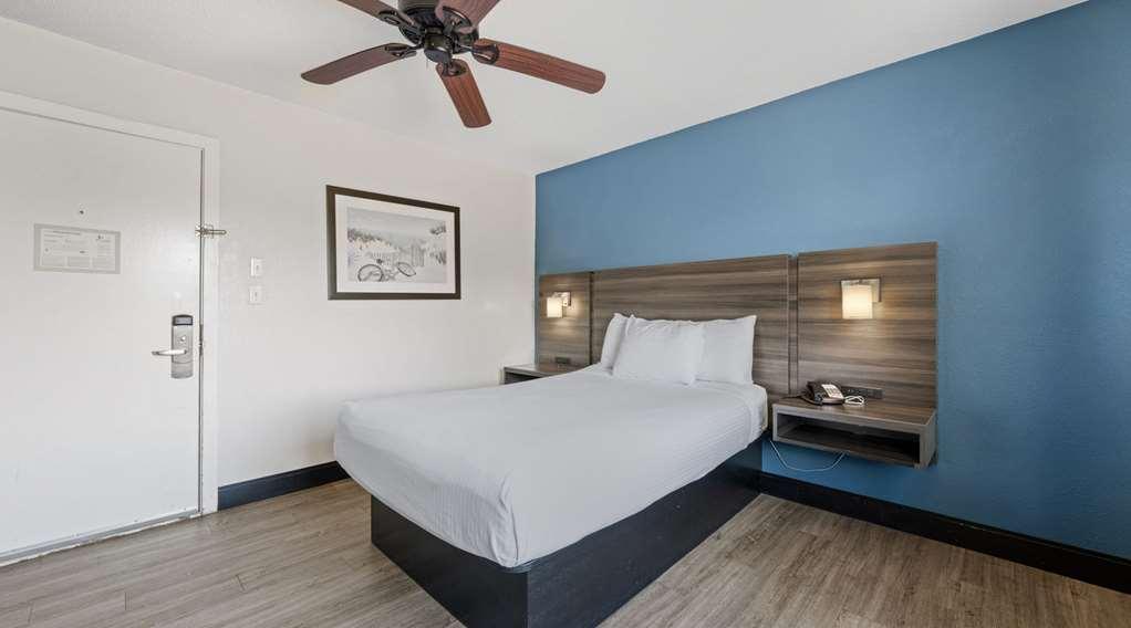 Hotel Surestay By Western Virginia Royal Clipper 3*