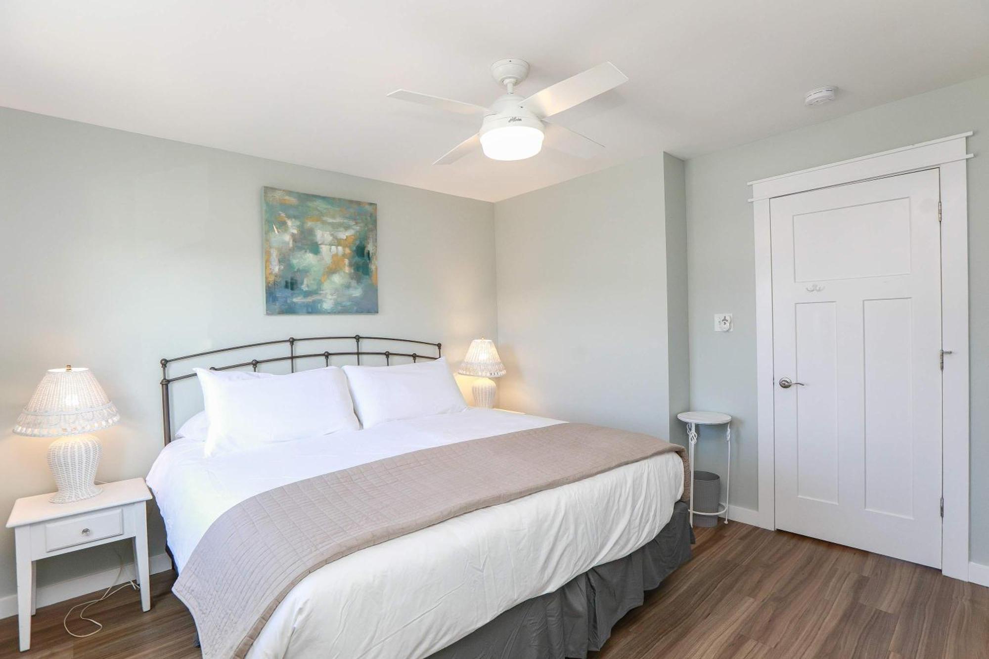 Sojourn's Sea Views With Balcony Sleeps 10 *
