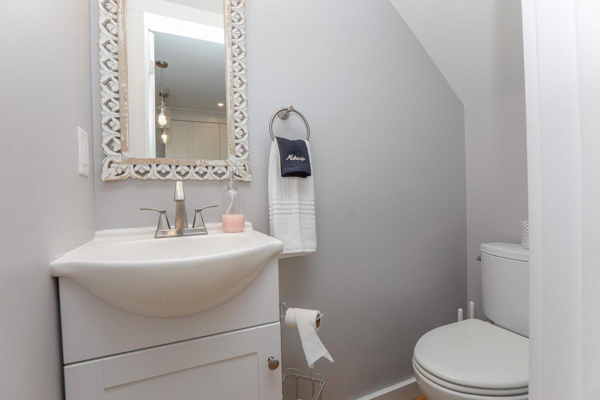 Sojourn's Sea Views With Balcony Sleeps 10 * Virginia Beach