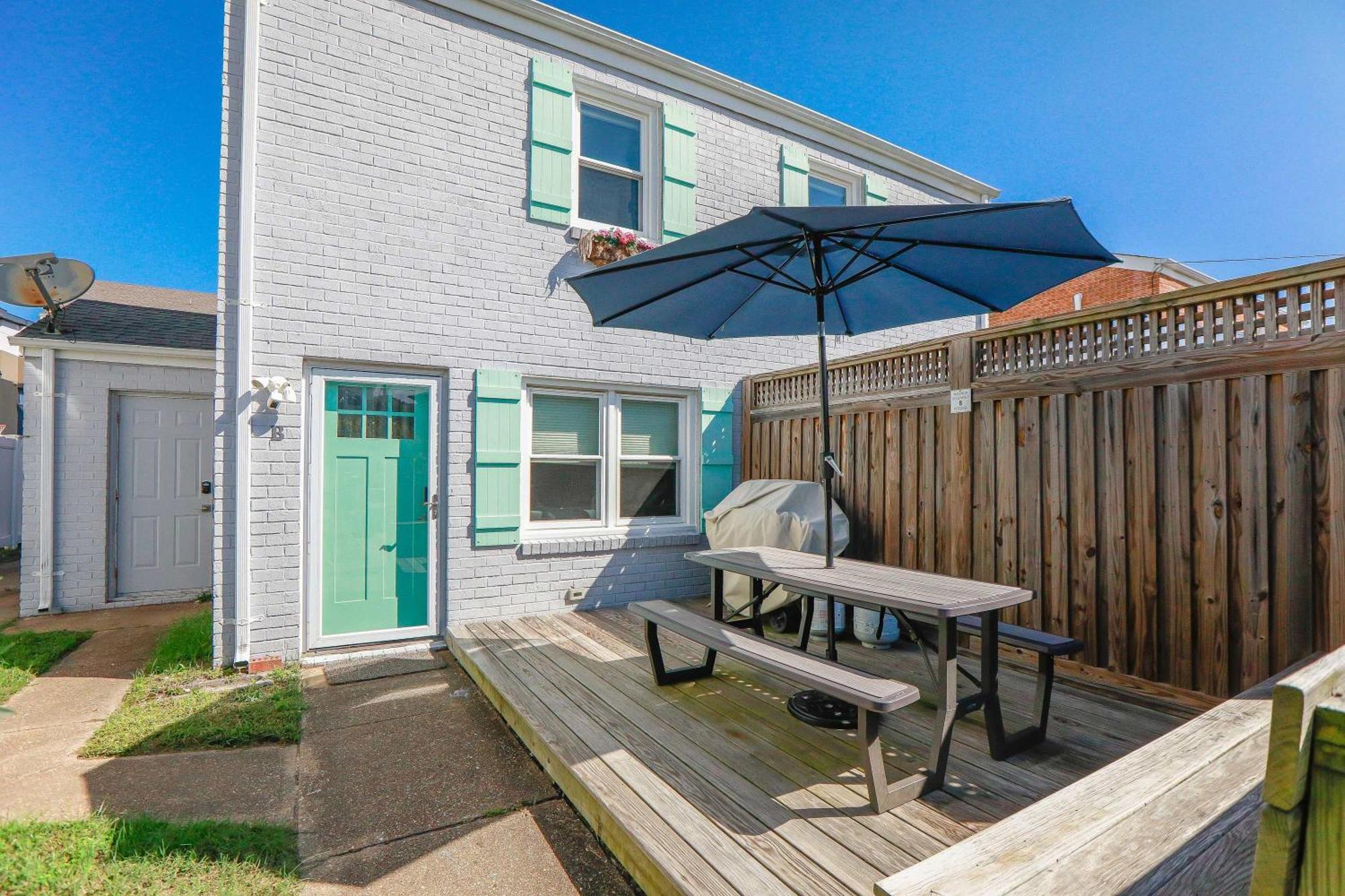 Sojourn's Sea Views With Balcony Sleeps 10 Virginia Beach